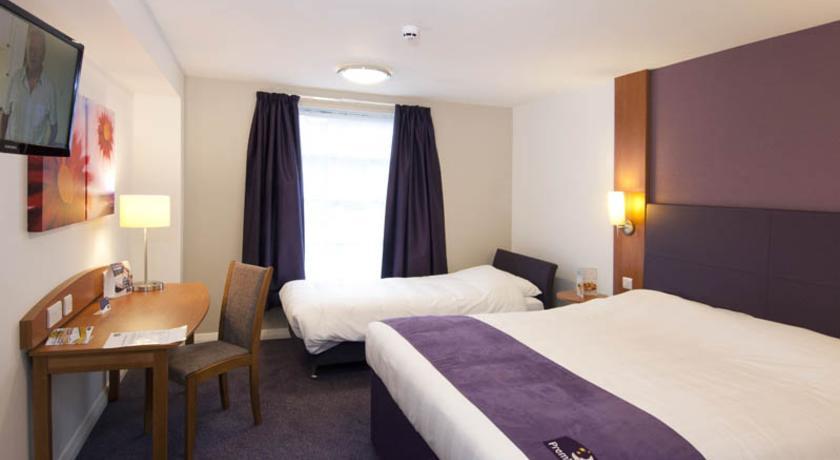 Premier Inn Chester Central - North Номер фото